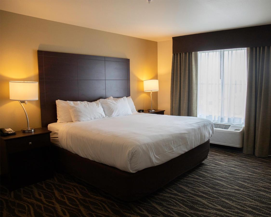 Cobblestone Hotel & Suites - Two Rivers Ngoại thất bức ảnh